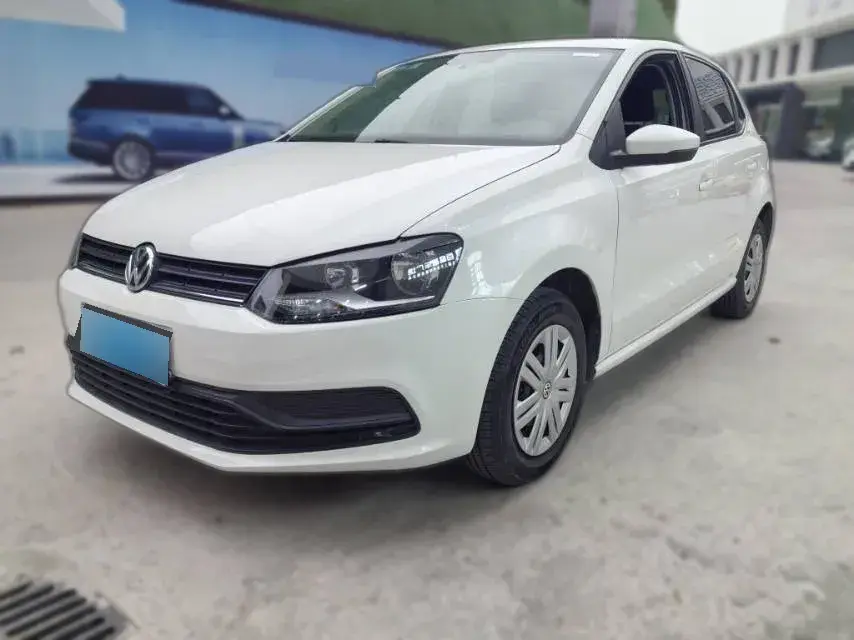 2016 Volkswagen Polo 1.4L 90HP L4 6AT