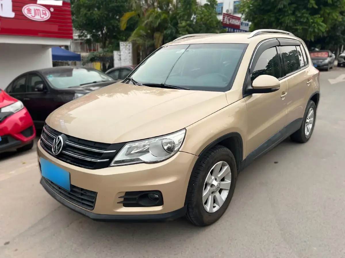 2012 Volkswagen Tiguan 1.8T 160HP L4 6MT