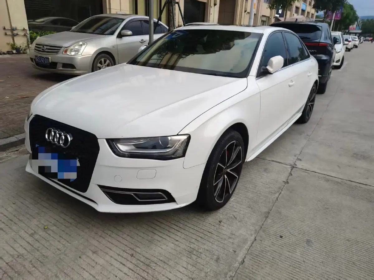 2015 Audi A4L 1.8T 160HP L4 CVT