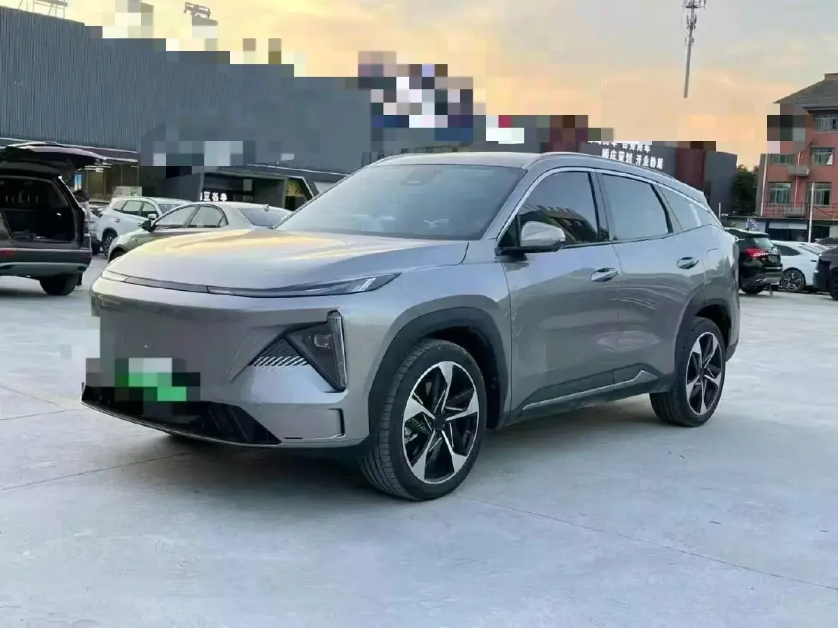 2024 Geely Galaxy L7 1.5T 163HP L4 3DHT PHEV 18.7KWH