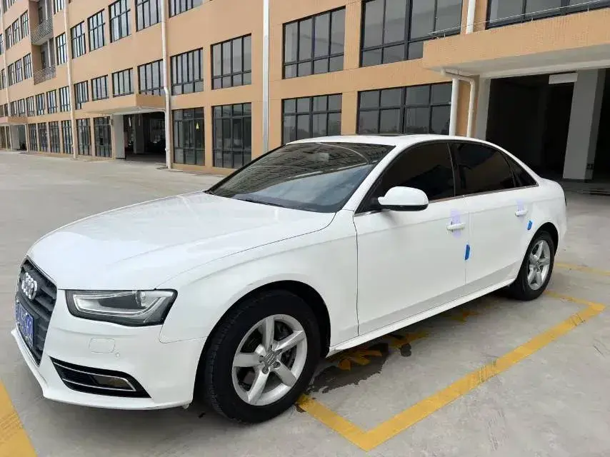 2013 Audi A4L 1.8T 160HP L4 CVT