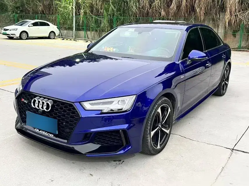 2017 Audi A4L 2.0T 190HP L4 7DCT
