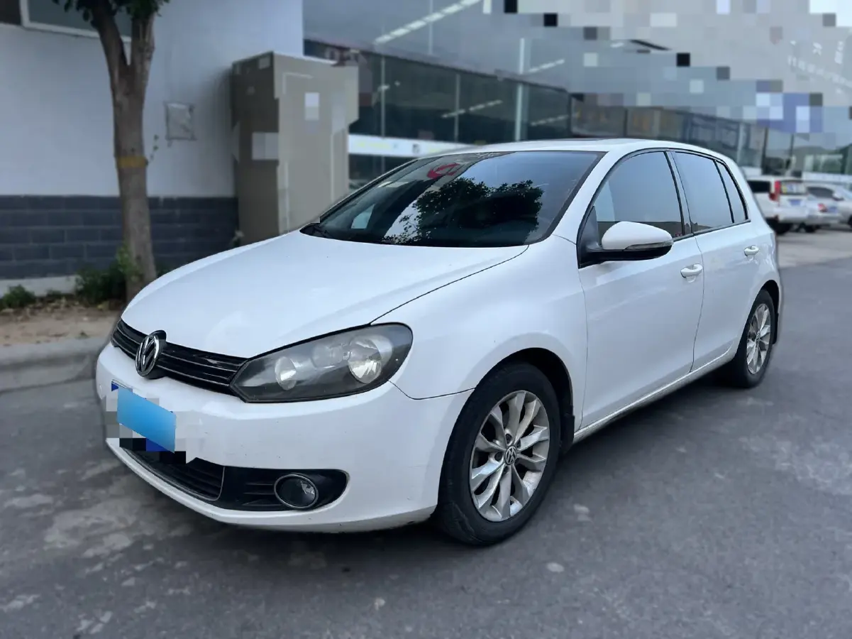 2012 Volkswagen Golf 1.4T 131HP L4 5MT