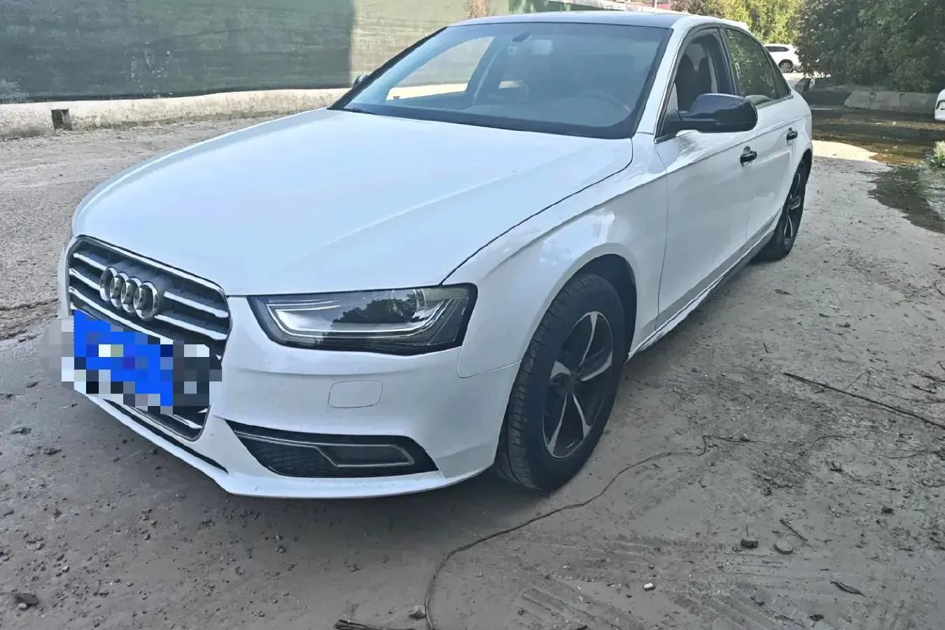 2015 Audi A4L 2.0T 180HP L4 CVT