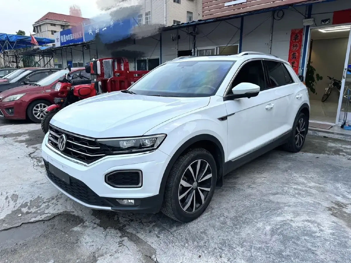 2018 Volkswagen T-Roc 1.4T 150HP L4 7DCT