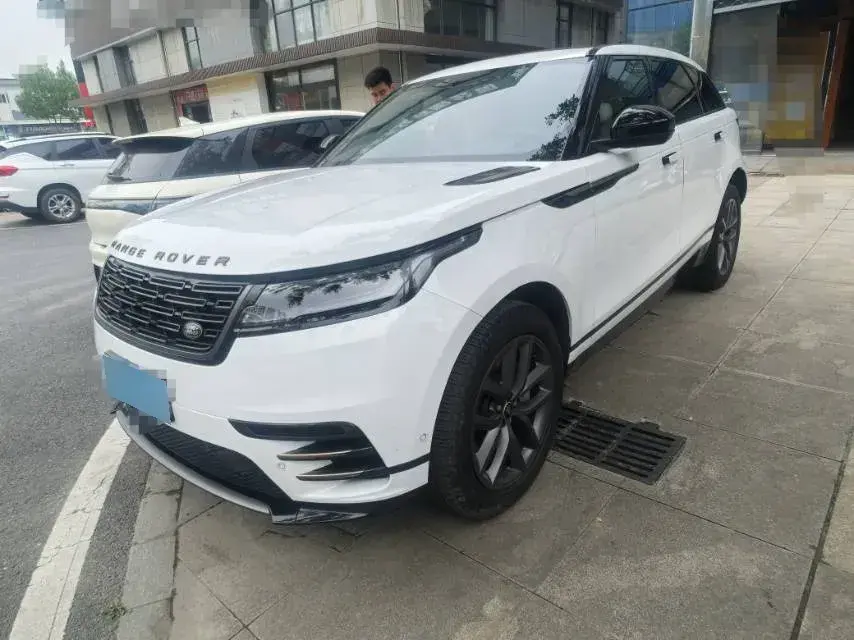 2024 Land Rover Range Rover Velar 2.0T 250HP L4 8AT