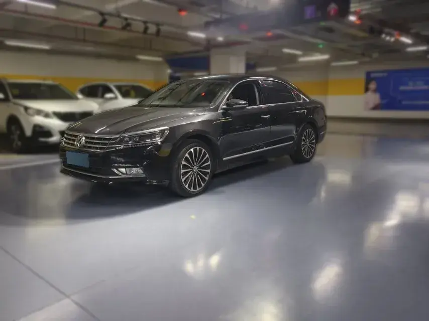 2017 Volkswagen Passat 1.8T 180HP L4 7DCT