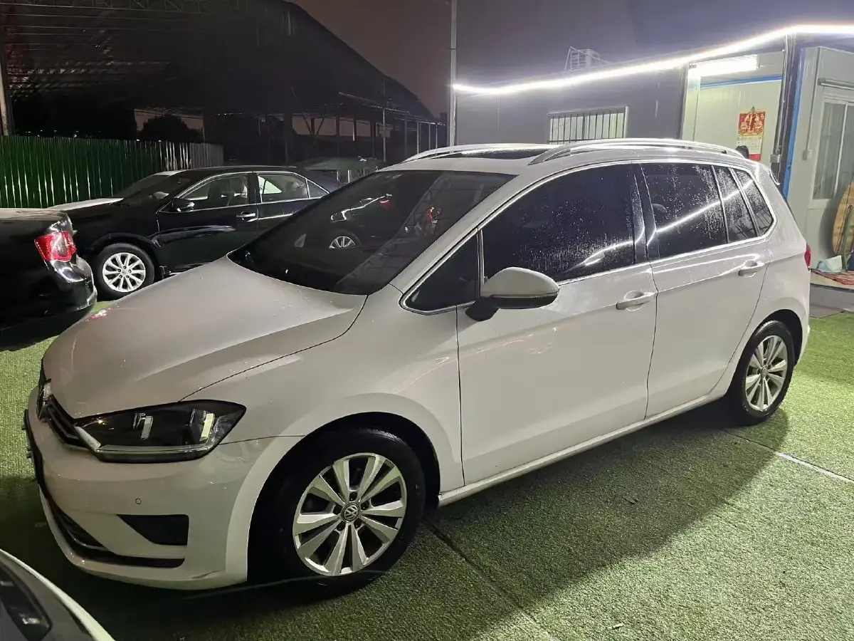 2018 Volkswagen Golf Sportsvan 1.4T 131HP L4 7DCT