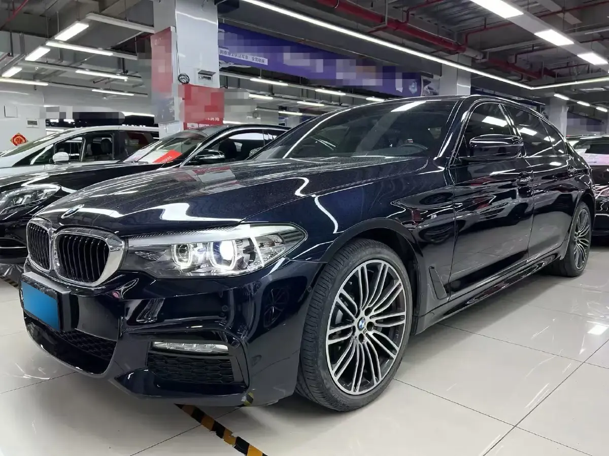 2018 BMW 5 Series 2.0T 252HP L4 8AT