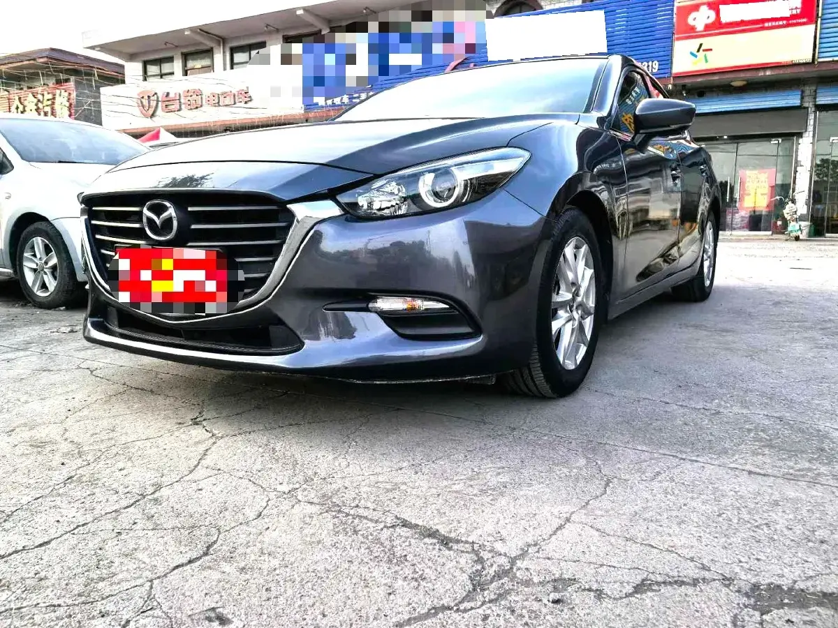 2017 Mazda 3 Axela 1.5L 117HP L4 6AT