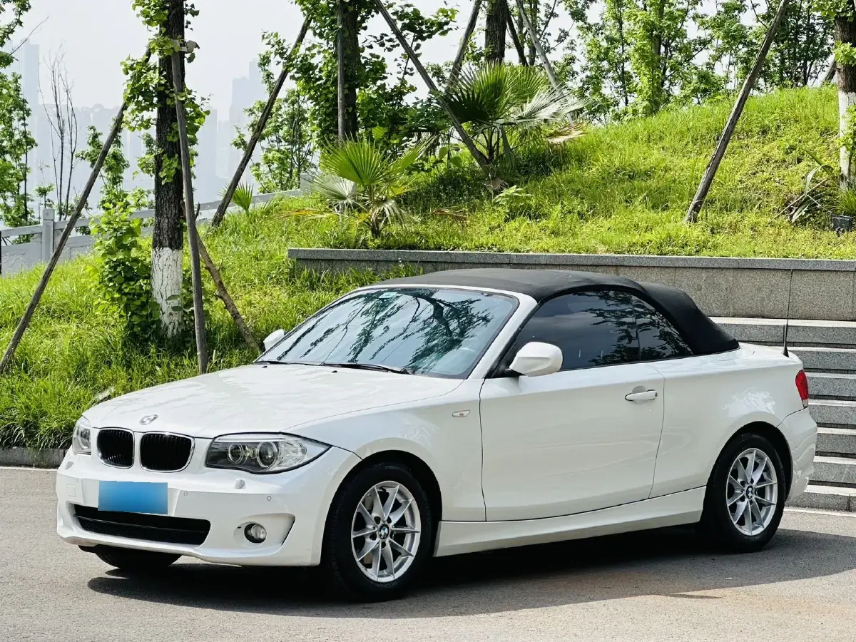 2011 BMW 1 Series 2.0L 152HP L4 6AT