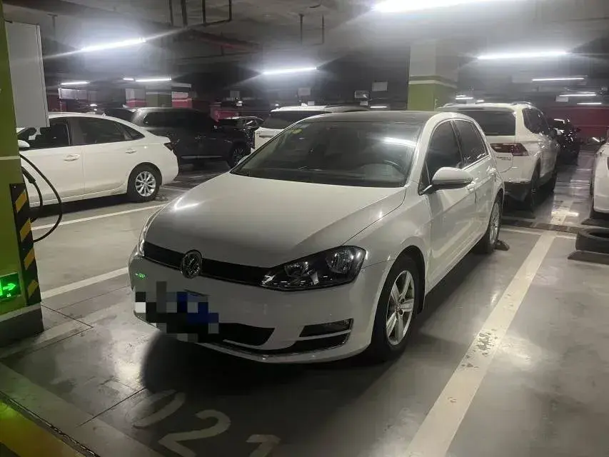 2015 Volkswagen Golf 1.4T 131HP L4 5MT