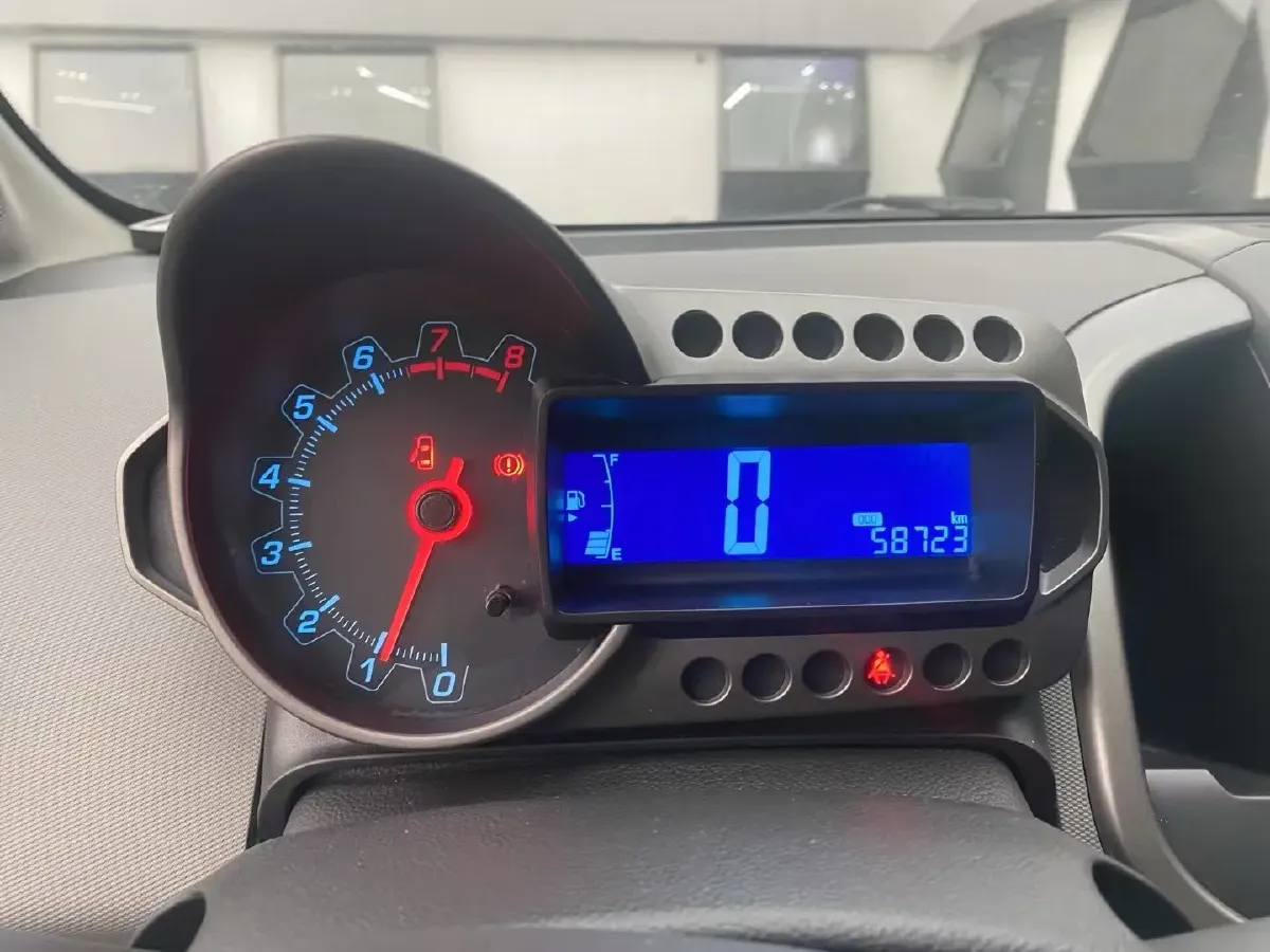 2011 Chevrolet Aveo 1.4L 103HP L4 5MT,autocango,china used car exporter,china ev exporter,chinese used car exporter,chinese used ev exporter