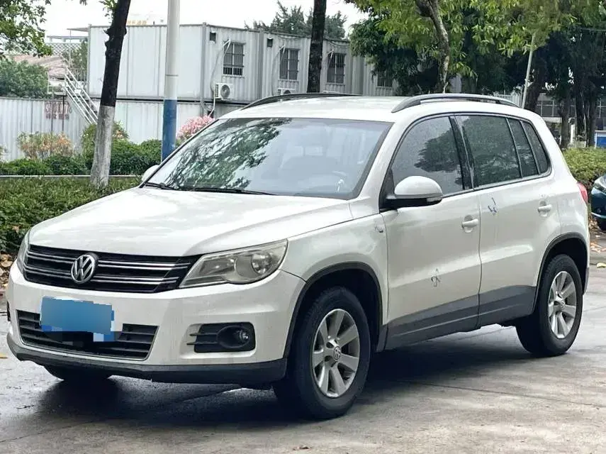 2010 Volkswagen Tiguan 1.8T 160HP L4 6AT