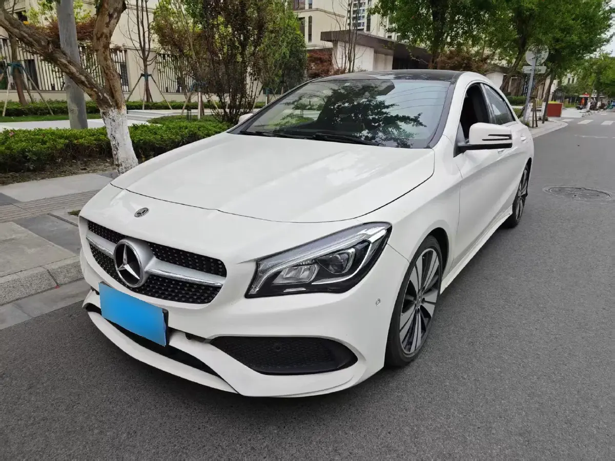 2018 Mercedes-Benz CLA Class 1.6T 156HP L4 7DCT