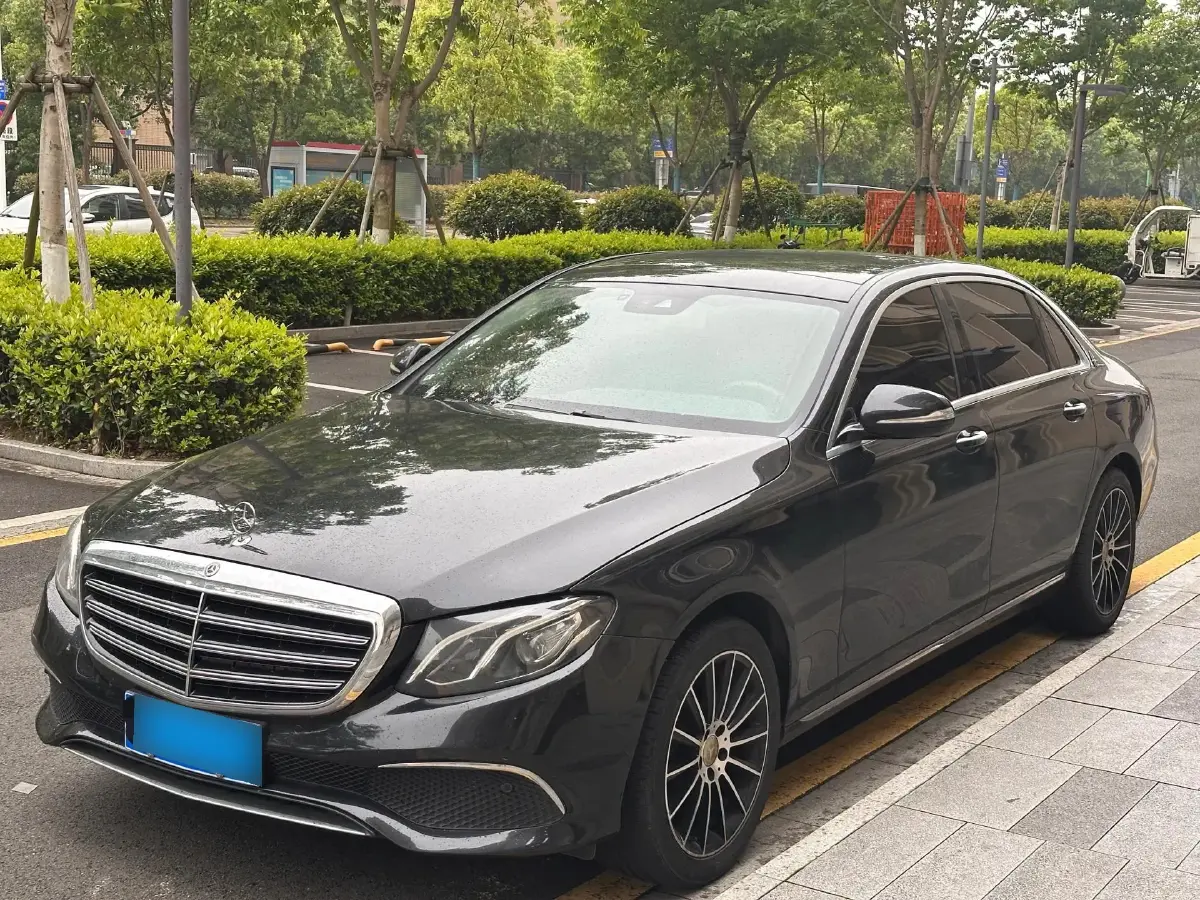 2016 Mercedes-Benz E Class 2.0T 184HP L4 9AT