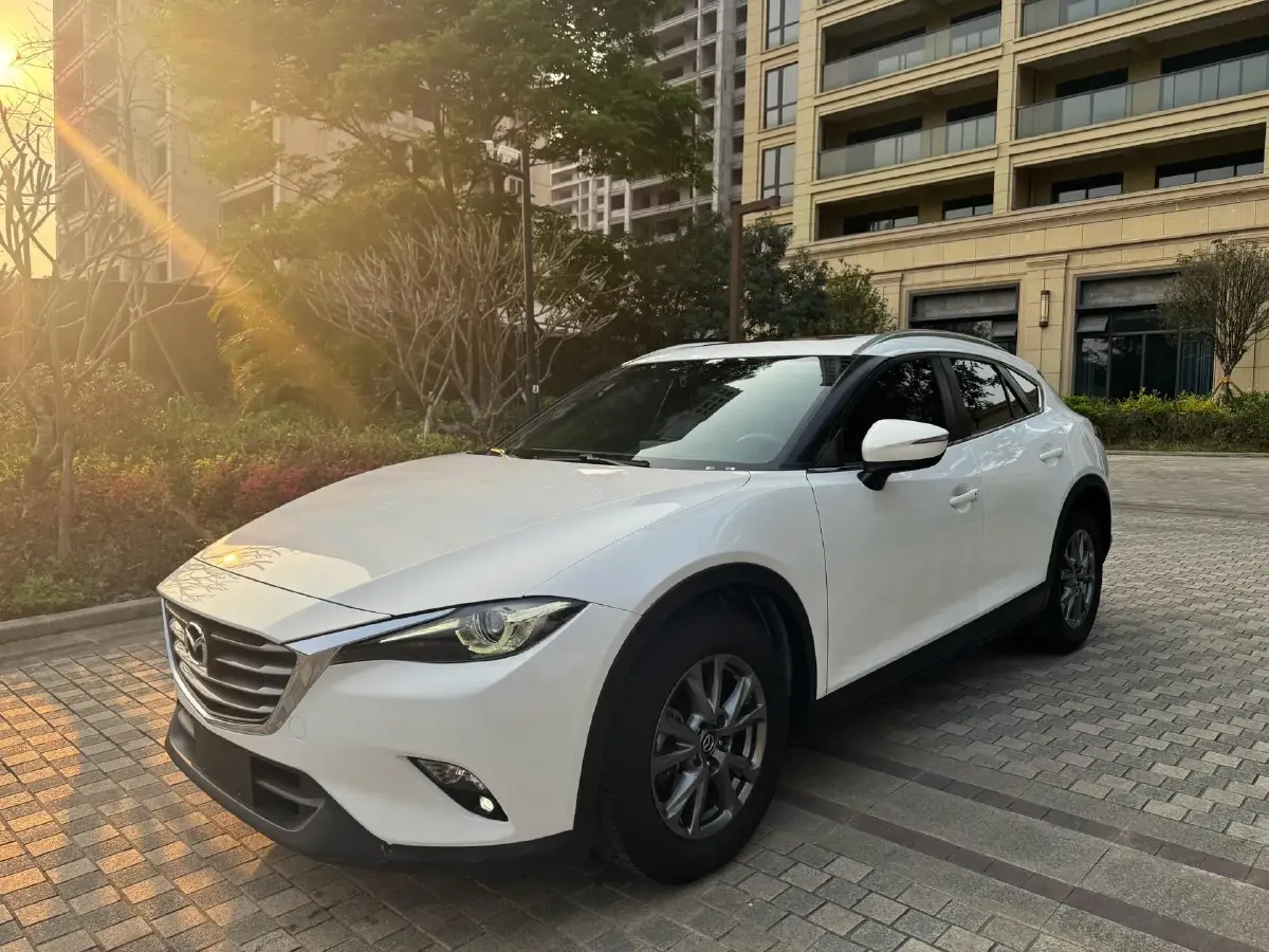 2018 Mazda CX-4 2.0L 158HP L4 6AT