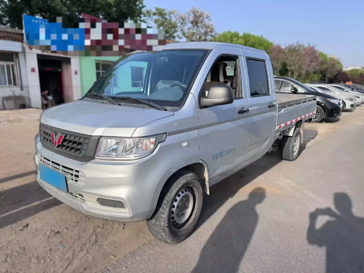 2019 WuLing RongGuang New Truck 1.8L 133HP L4 5MT