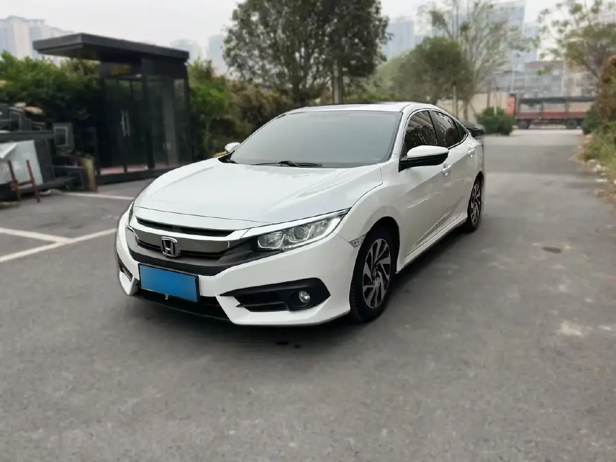 2016 Honda Civic 1.5T 177HP L4 CVT