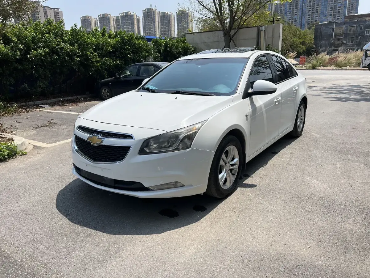 2015 Chevrolet Cruze 1.5L 113HP L4 5MT