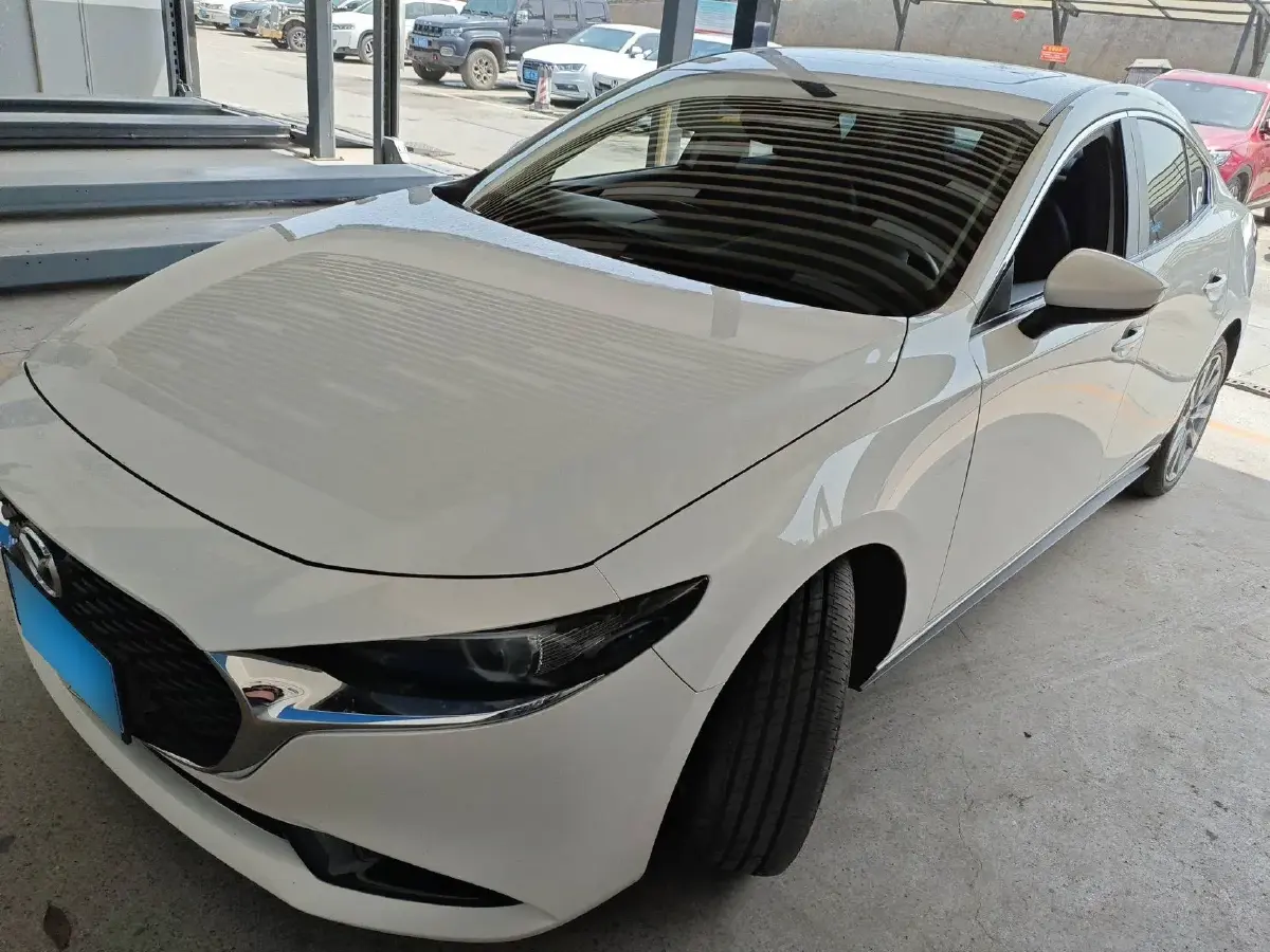 2021 Mazda 3 Axela 2.0L 158HP L4 6AT