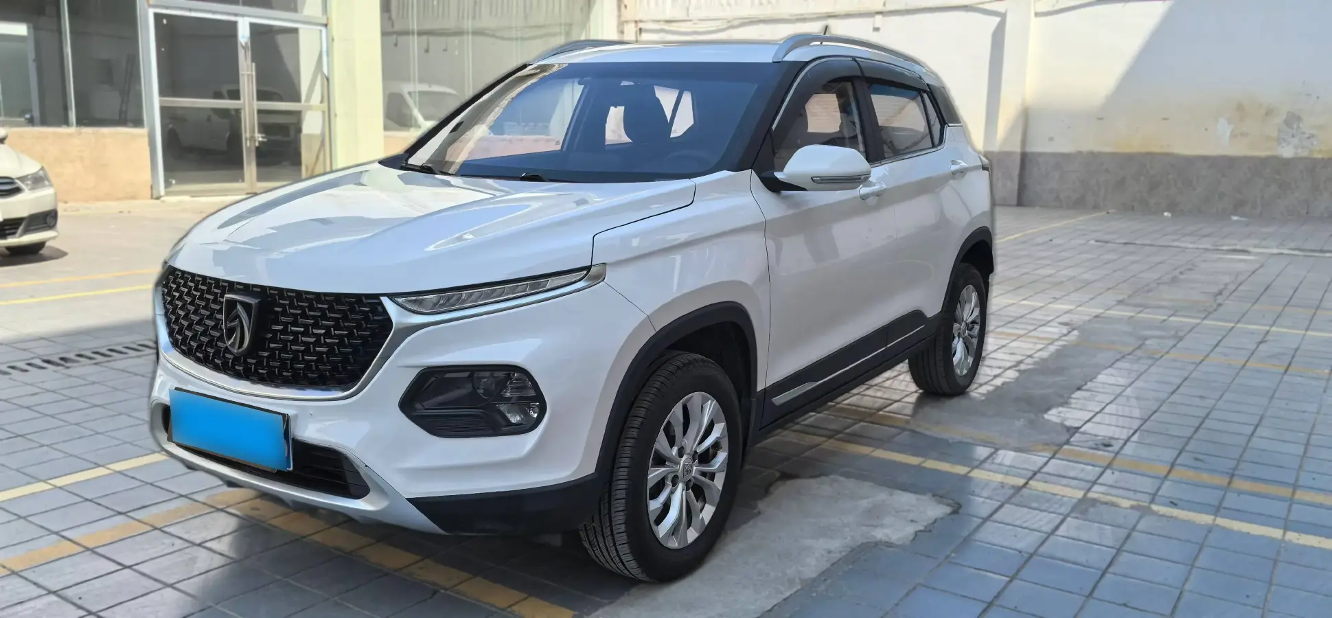 2020 BaoJun 310W 1.5L 105HP L4 5AMT