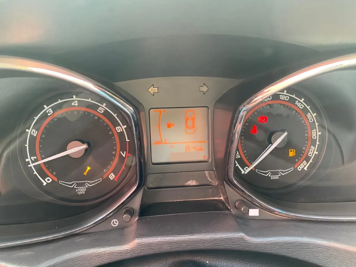 2015 Chery Arrizo 3 1.5L 109HP L4 5MT,autocango,china used car exporter,china ev exporter,chinese used car exporter,chinese used ev exporter