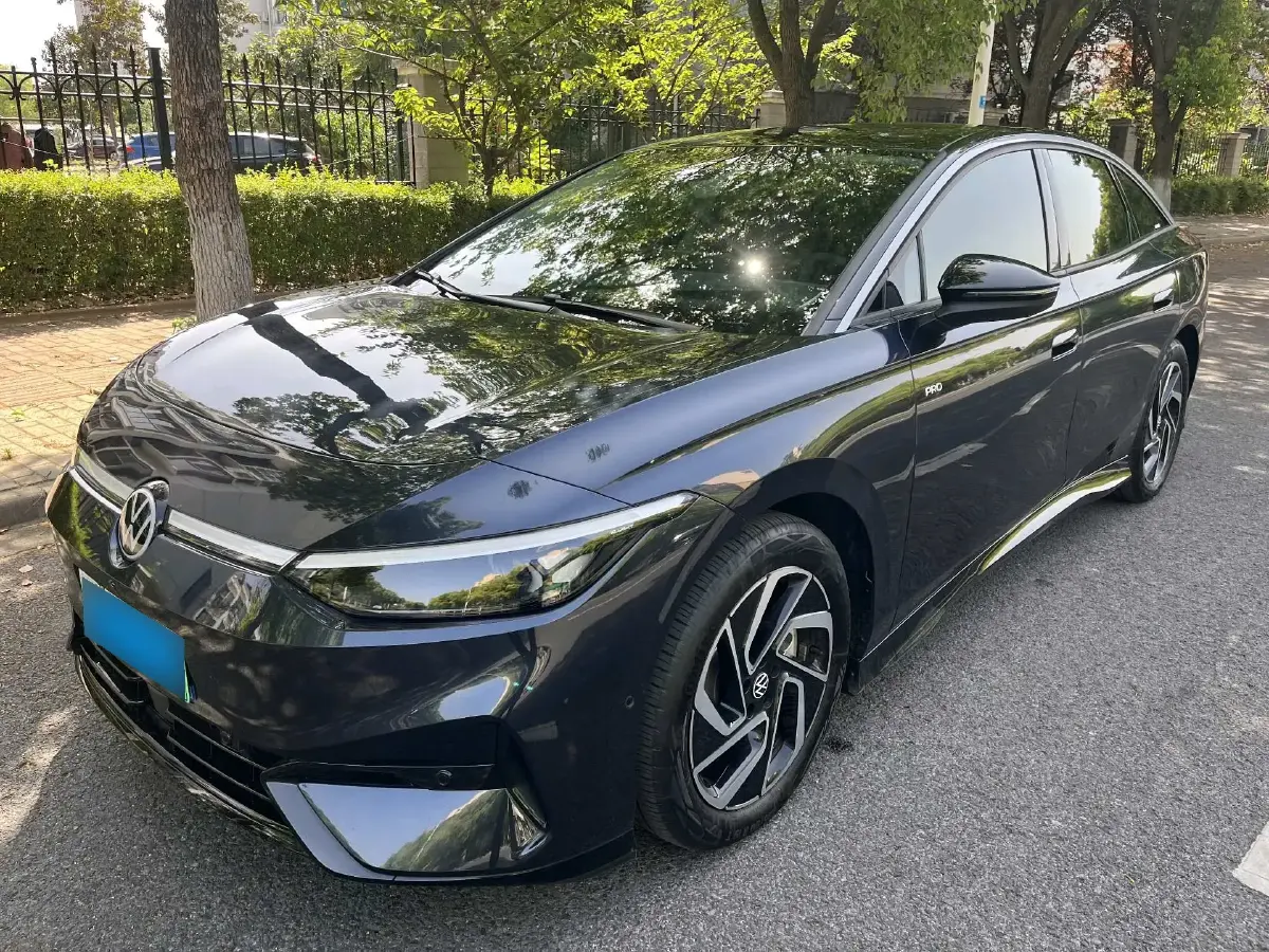 2024 Volkswagen ID.7 Vizzion BEV 84.8KWH