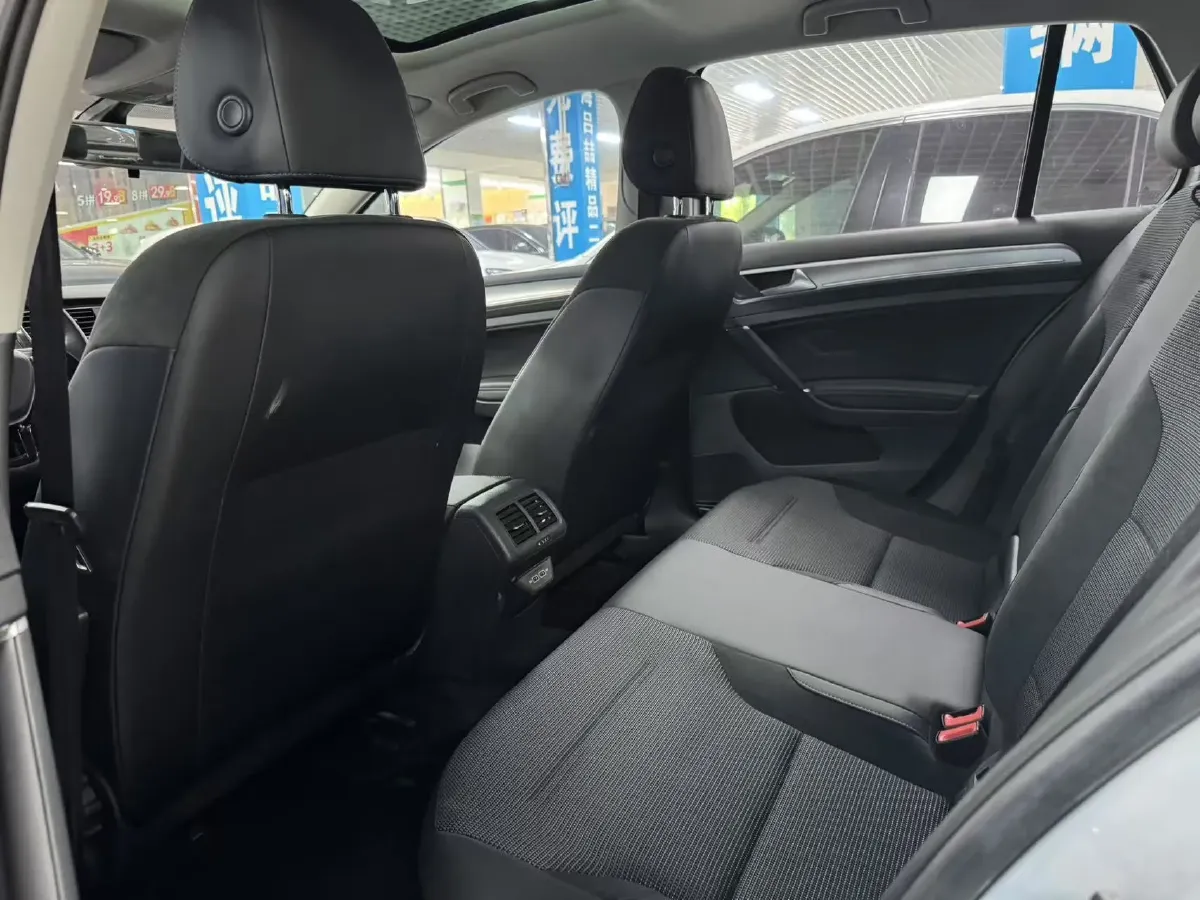 2020 Volkswagen Golf 1.4T 150HP L4 7DCT,autocango,china used car exporter,china ev exporter,chinese used car exporter,chinese used ev exporter