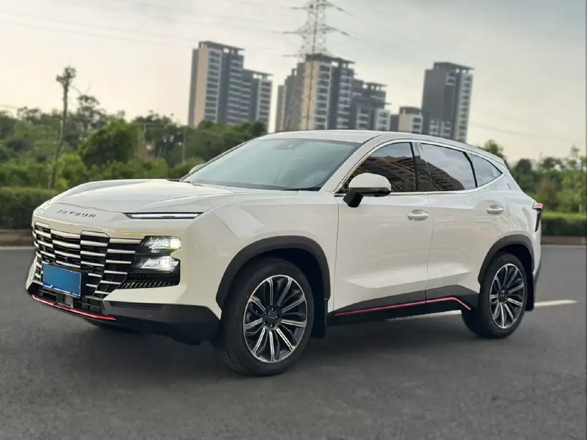 2023 Jetour DASHING 1.6T 197HP L4 7DCT