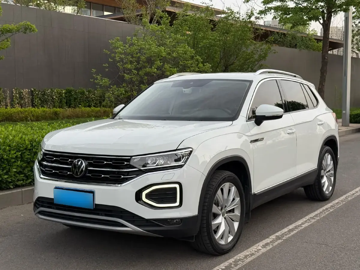 2019 Volkswagen Tayron 2.0T 220HP L4 7DCT