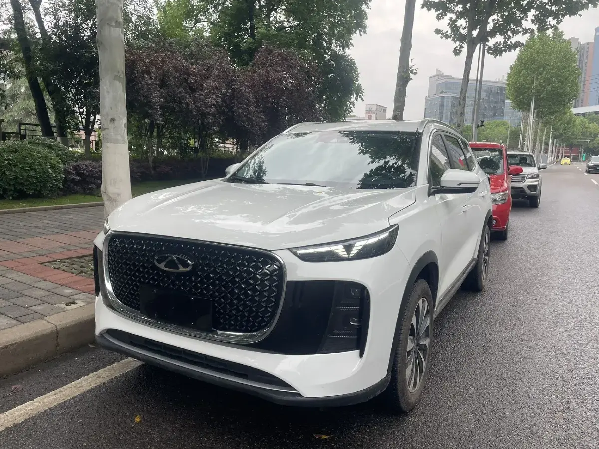 2025 Chery Tiggo 8 Plus 1.6T 197HP L4 7DCT