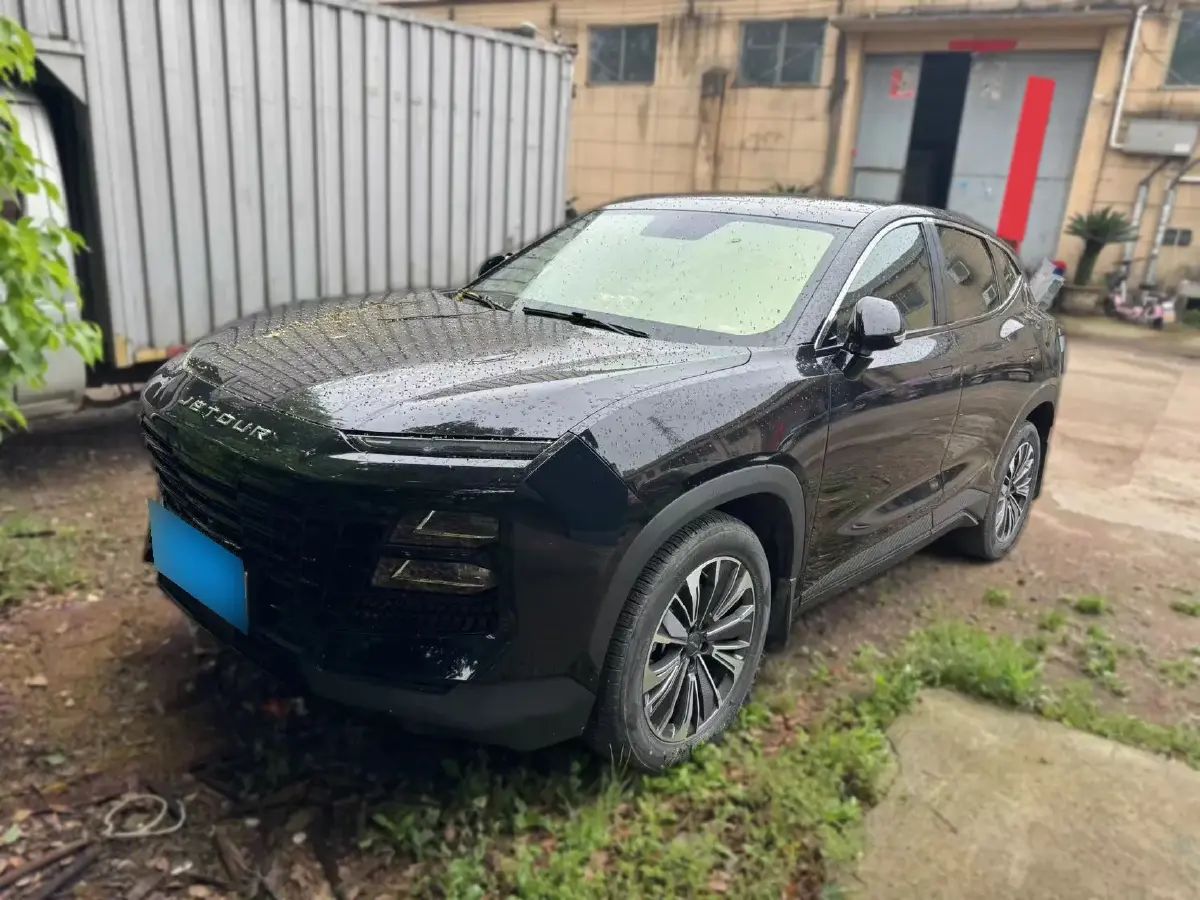 2022 Jetour DASHING 1.6T 197HP L4 7DCT