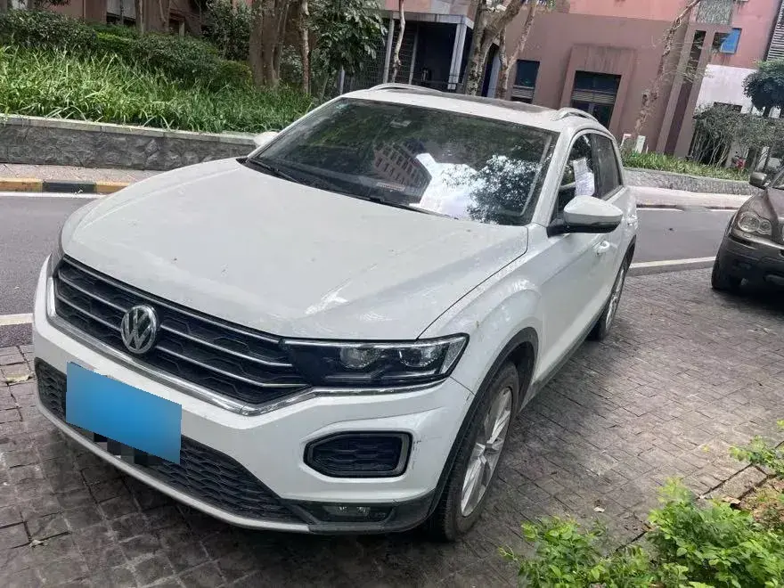2020 Volkswagen T-Roc 1.4T 131HP L4 7DCT