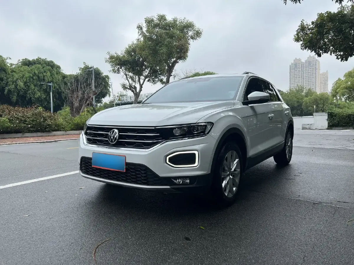 2022 Volkswagen T-Roc 1.4T 150HP L4 7DCT