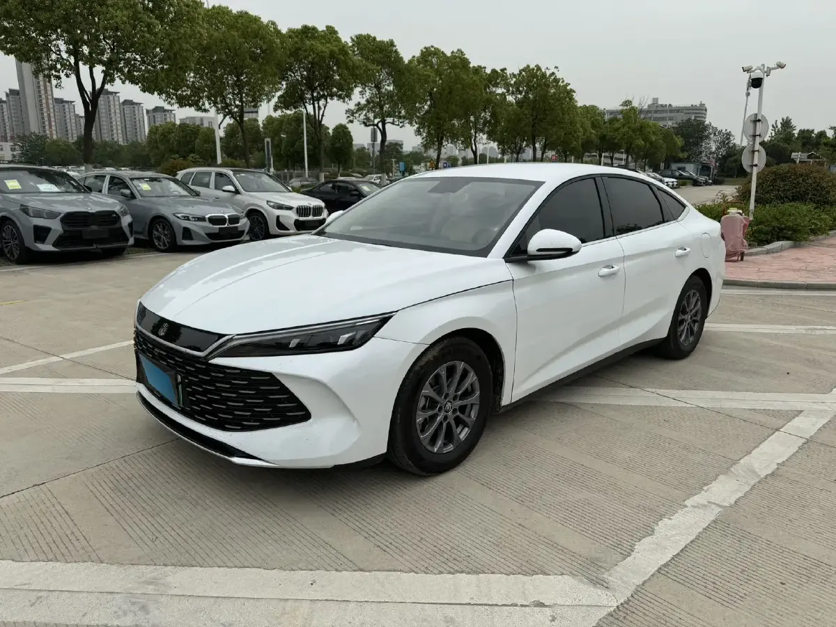 2024 BYD QinL 1.5L 101HP L4 E-CVT PHEV 10.08KWH