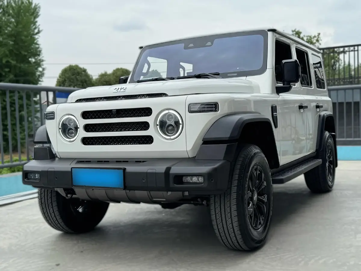 2024 212 212 T01 2.0T 252HP L4 8AT