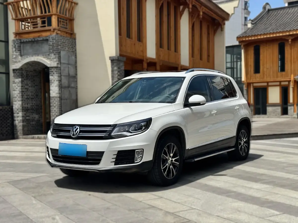2015 Volkswagen Tiguan 1.8T 160HP L4 6AT