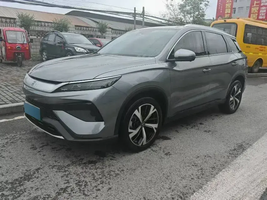 2025 BYD Song Pro 1.5L 101HP L4 E-CVT PHEV 18.3KWH