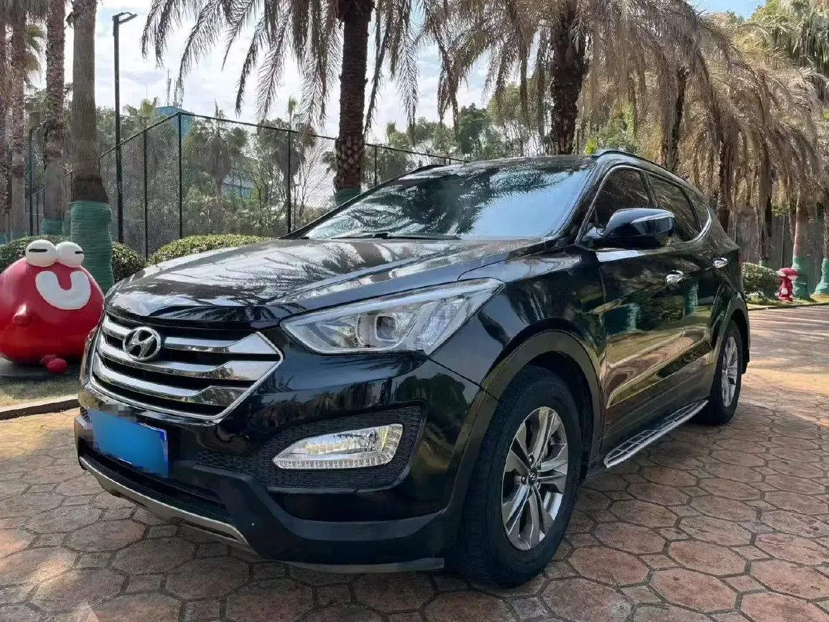 2015 Hyundai Santafe 2.0T 245HP L4 6AT