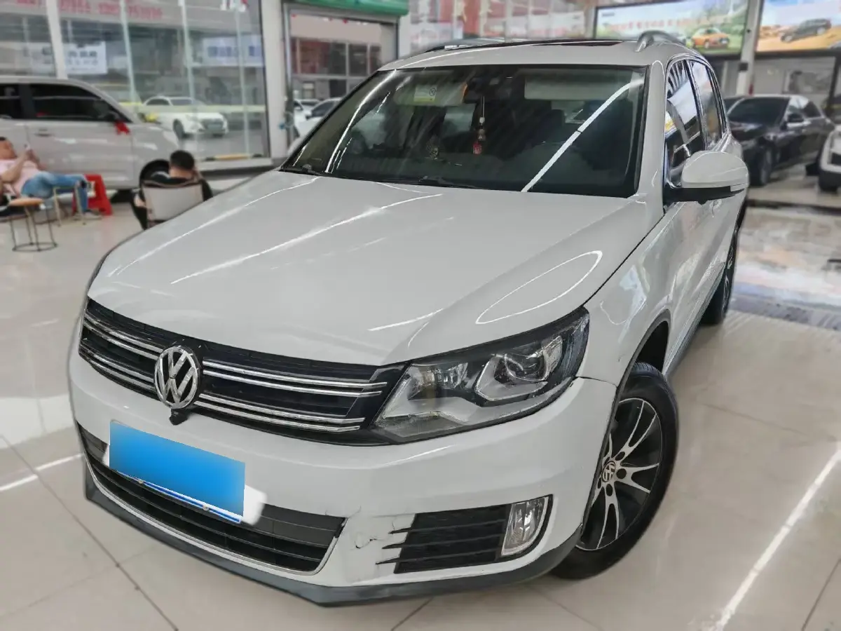 2015 Volkswagen Tiguan 1.8T 160HP L4 6AT