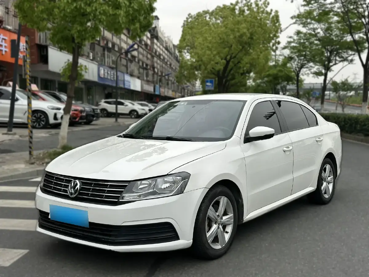 2017 Volkswagen Lavida 1.6L 110HP L4 6AT
