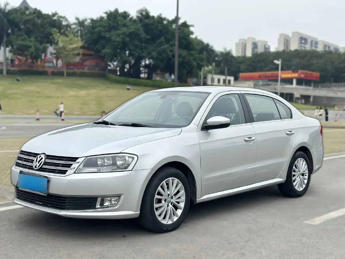 2013 Volkswagen Lavida 1.4T 131HP L4 7DCT