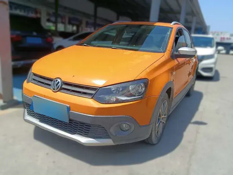 2012 Volkswagen Polo 1.6L 105HP L4 5MT