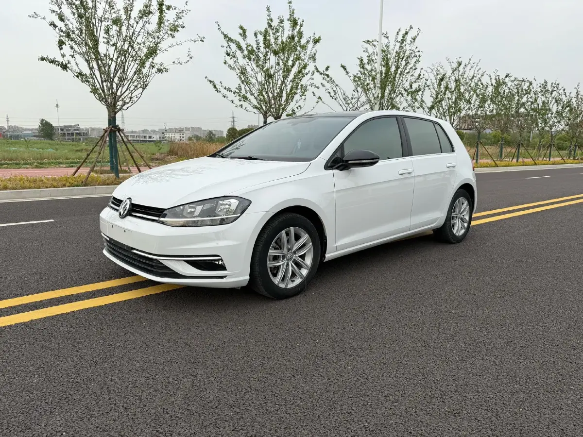 2019 Volkswagen Golf 1.4T 150HP L4 7DCT