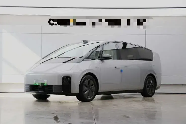 2024 Li MEGA BEV 102.7KWH