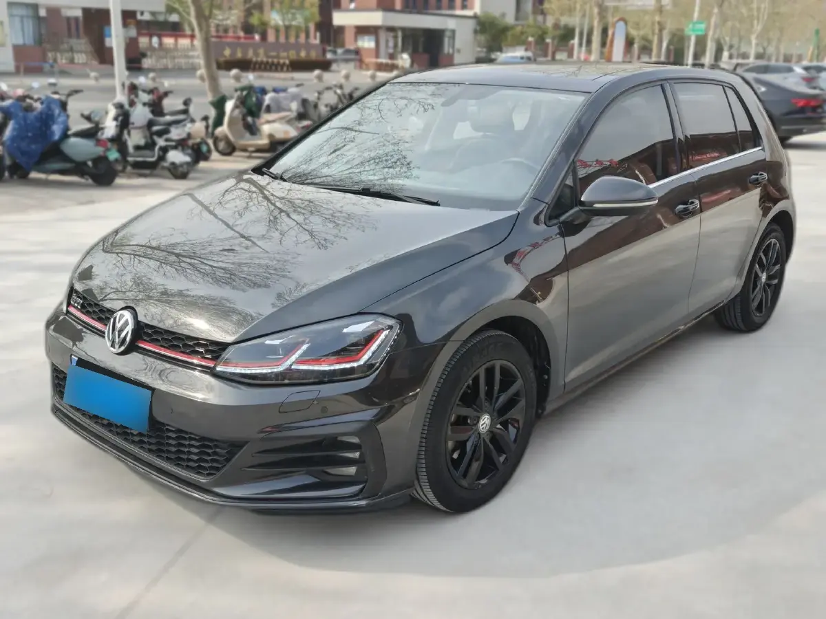 2016 Volkswagen Golf 1.4T 131HP L4 7DCT