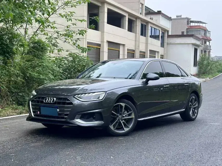 2020 Audi A4L 2.0T 190HP L4 7DCT