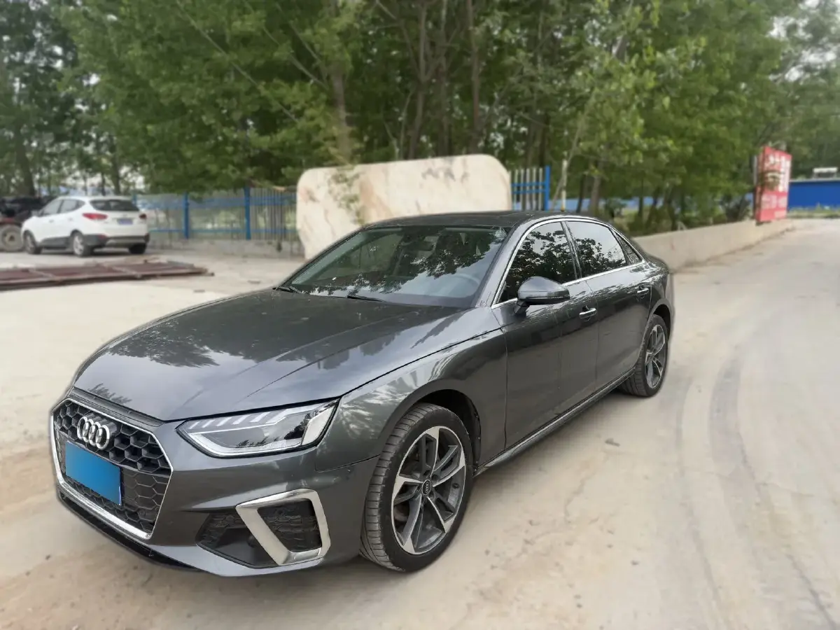 2020 Audi A4L 2.0T 190HP L4 7DCT