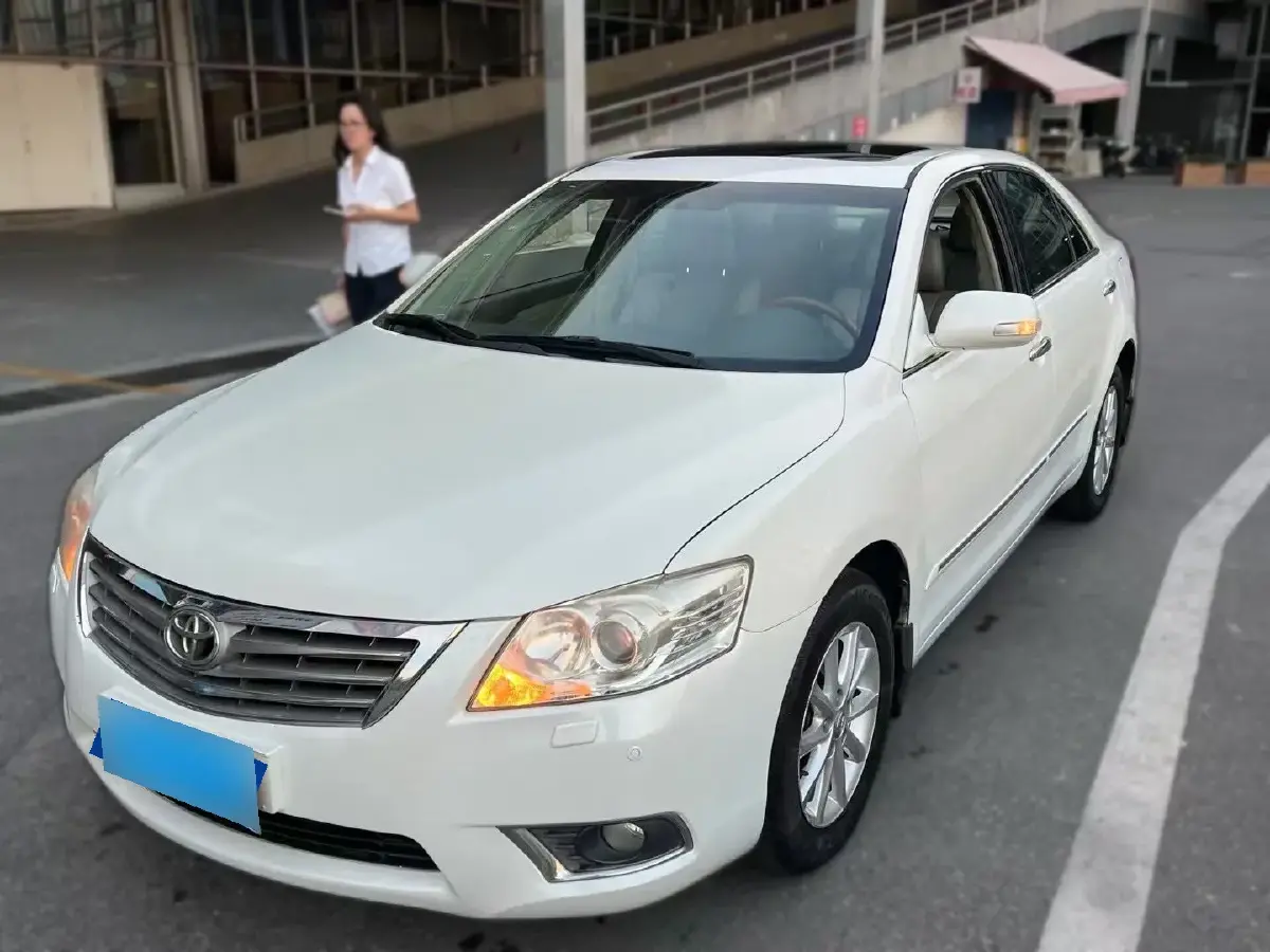 2009 Toyota Camry 2.0L 147HP L4 4AT